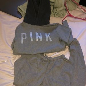 Women XS pink sweatsuit
